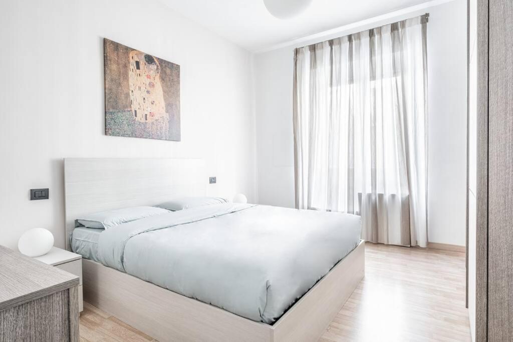 Artistic House Navigli-Duomo Netflix & Design Apartment Milan Exterior photo